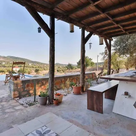 Villa Kuytu Inziva, Doga Icinde Oezel Havuzlu Tas Ev, Kas Kas